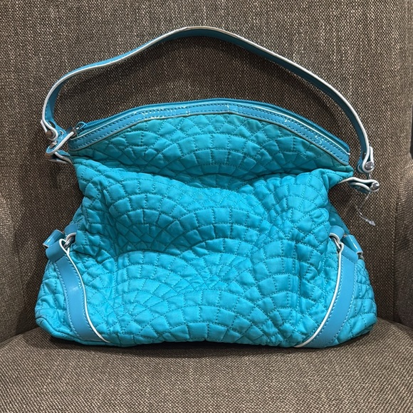 GUC Vera Bradley Light Blue Shoulder Bag - Picture 2 of 3